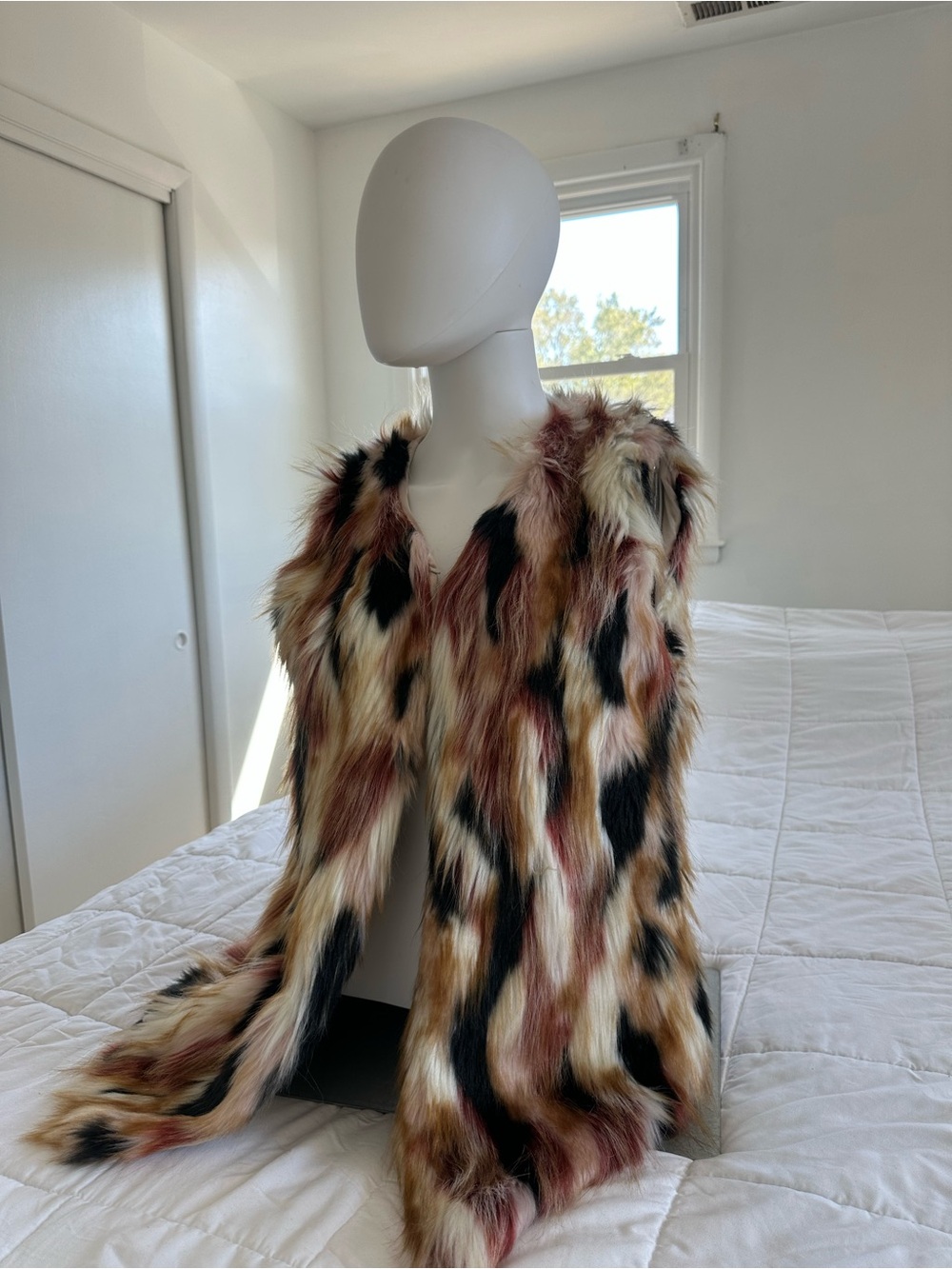 miami Multi-Tone Faux Fur Teddy Vest in Black, Cream & Brown